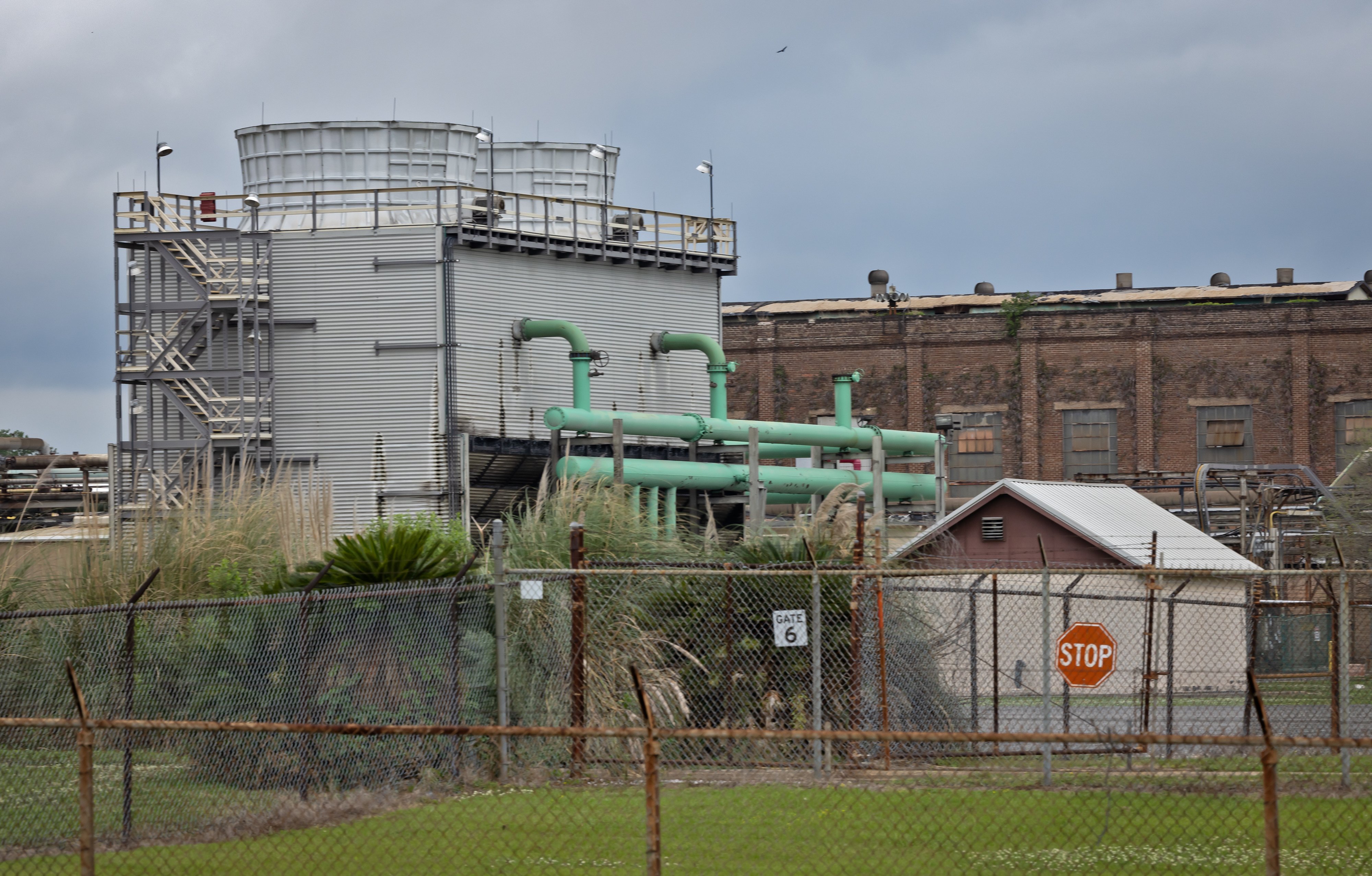 Solvay's Baton Rouge Facilities in Louisiana's 'Cancer Alley' - Photographer Julie Dermansky 2