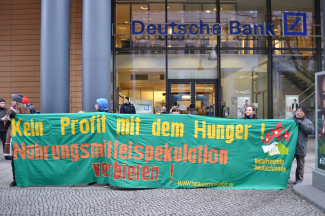 Deutsche Bank Protest 3