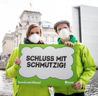 Protest in front of the Dieselgate investigation committee in Berlin PHOTO Jörg Farys/BUND