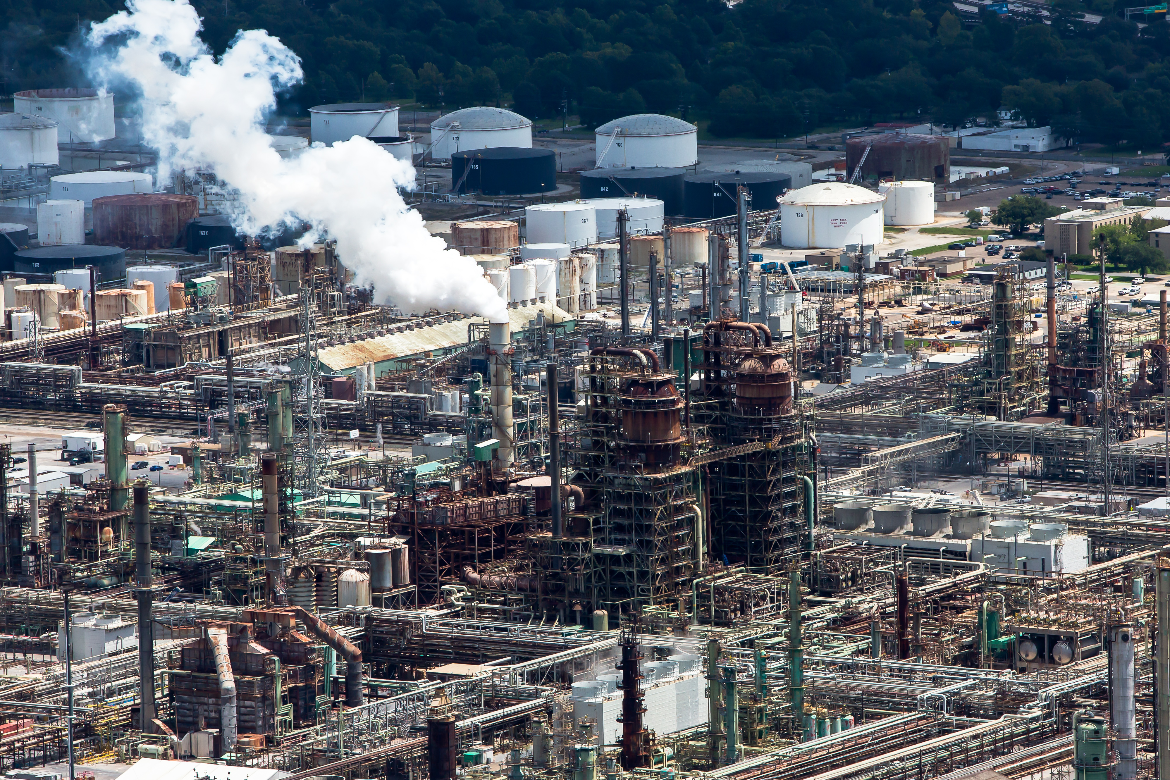 Exxon's Baton Rouge Facilities in Louisiana's 'Cancer Alley' 2 - Photographer Julie Dermansky