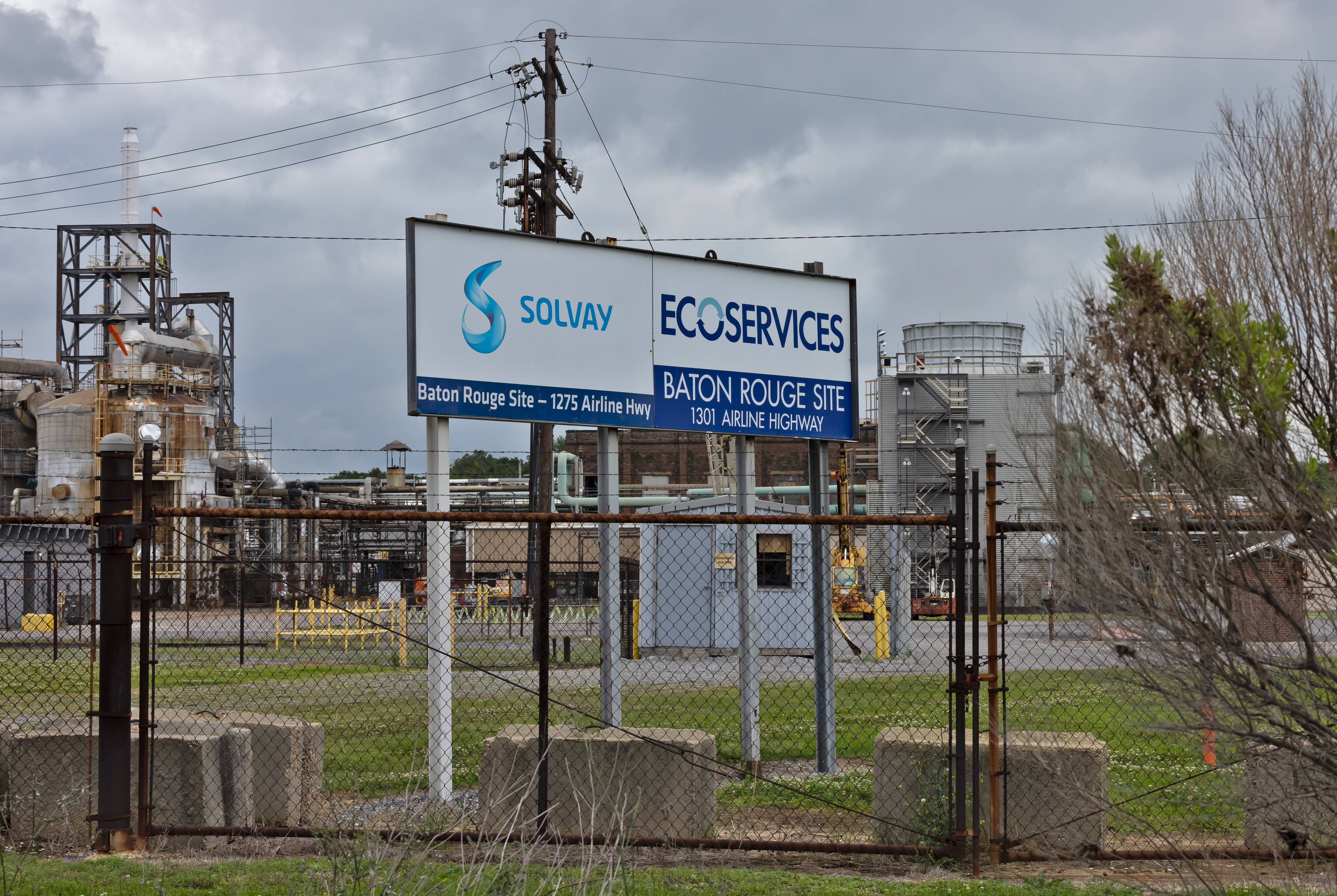 Solvay's Baton Rouge Facilities in Louisiana's 'Cancer Alley' - Photographer Julie Dermansky