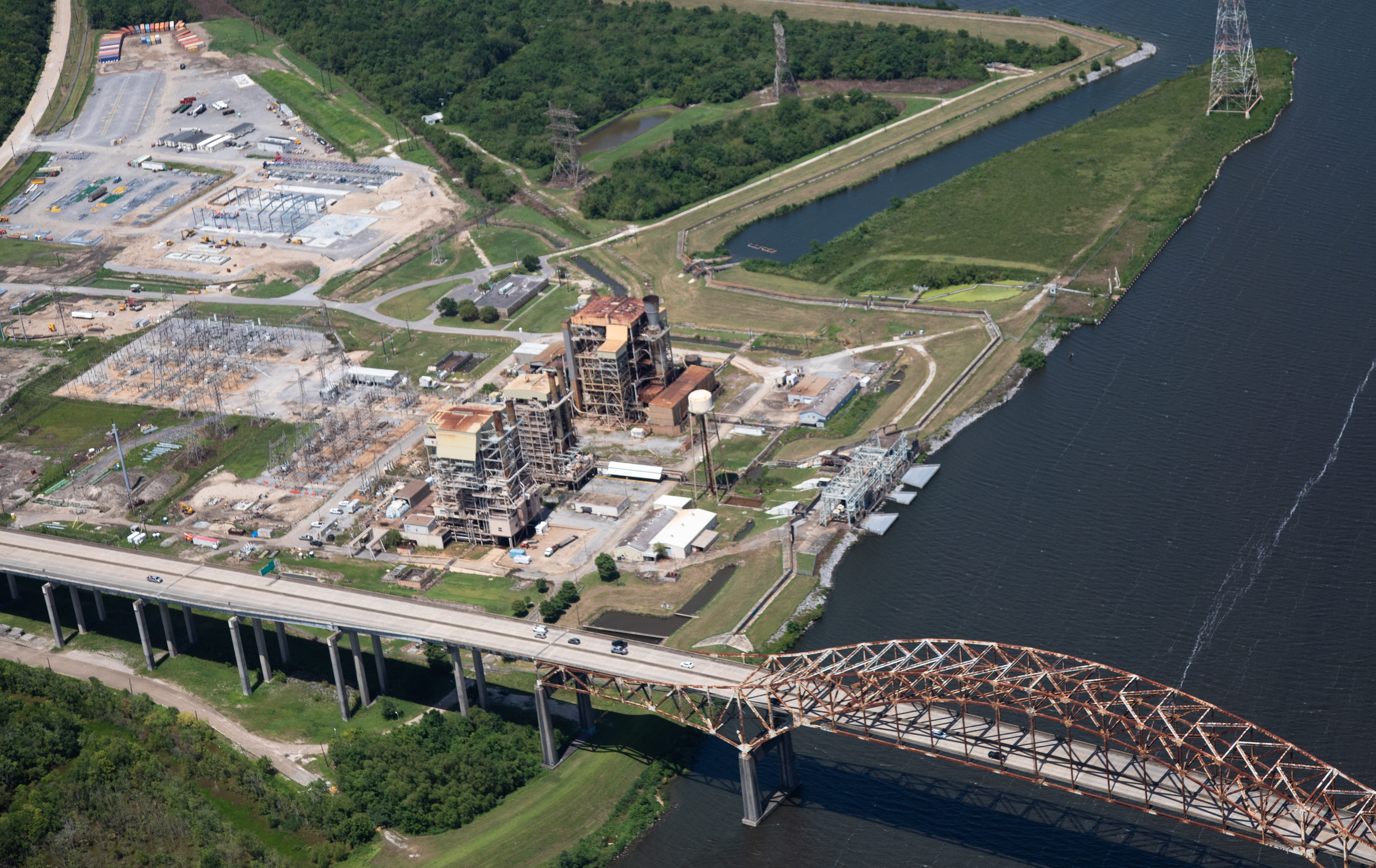 Entergy natural gas power plant in New Orleans - Photographer Julie Dermansky 2