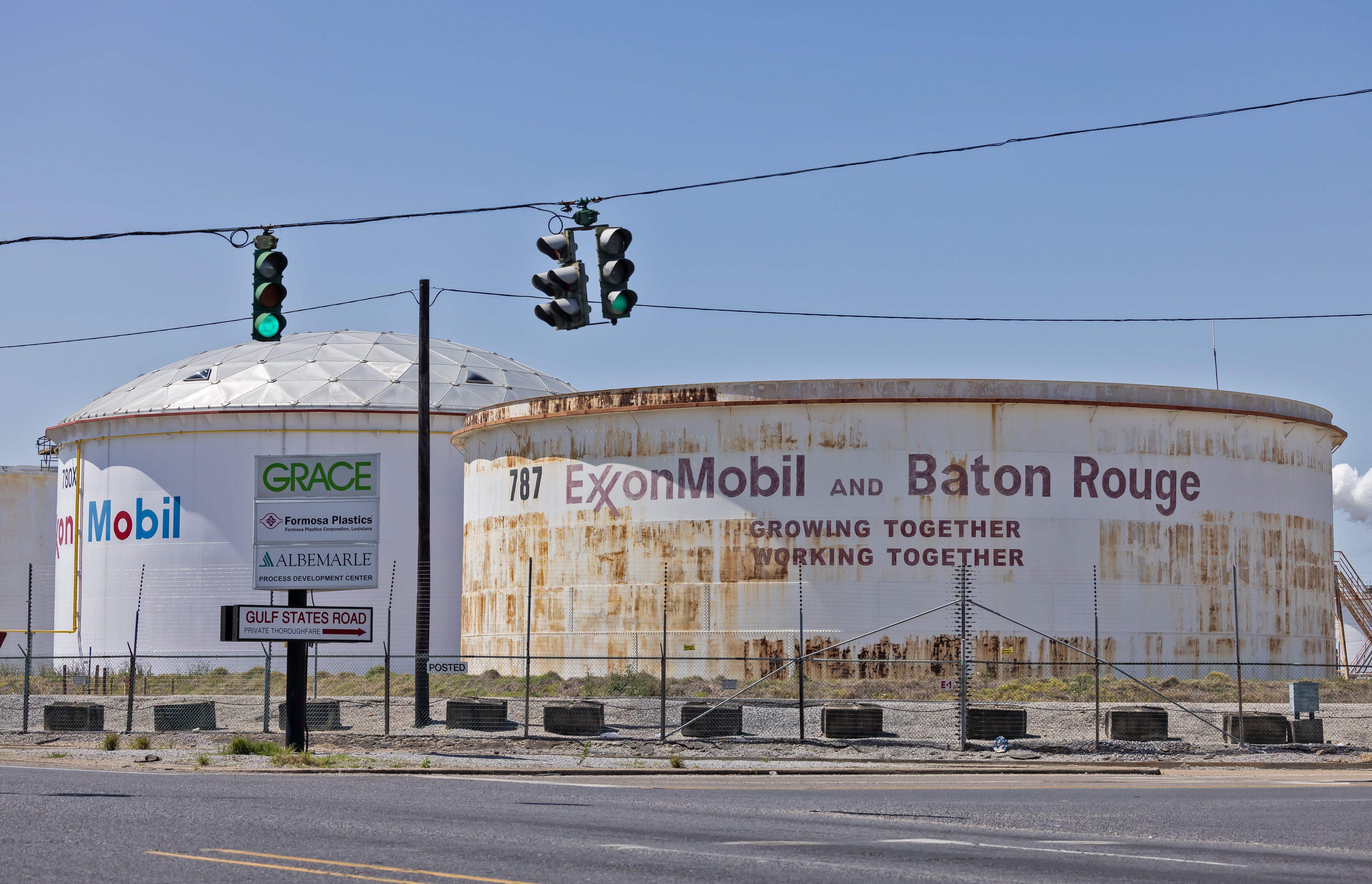 exxon raton rouge storage tank-Julie Dermansky