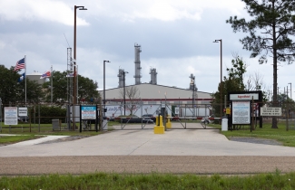 Exxon's Port Allen Facilities in Louisiana's 'Cancer Alley' - Photographer Julie Dermansky