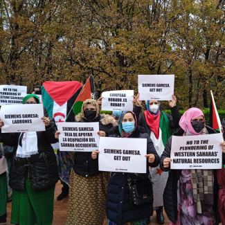 Saharawis demonstrated against Siemens Gamesa PHOTO Western Sahara Resource Watch & Western Sahara Is Not For Sale