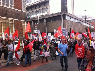 On Saturday 15 July 2017, Barts strikers organised a demonstration and rally. 